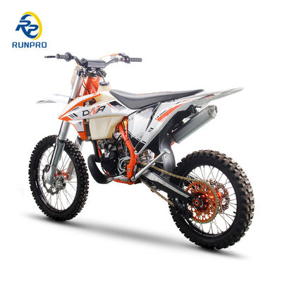250cc βενζινοκίνητη μοτοσικλέτα pitcross με μπροστινό πίσω φρένο δίσκου και μοντέλο κινητήρα 2 ροών