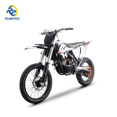 Κατακτήστε οποιοδήποτε έδαφος με το Runpro 21/18 ελαστικό 300cc Dirt Bike CE πιστοποιημένο και ισχυρό