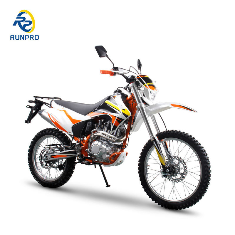 Εγκρίθηκε από την CE 250cc 4χρονο αγωνιστικό dirt bike με CNC τριπλές σφίγγες και υδραυλικά φρένα